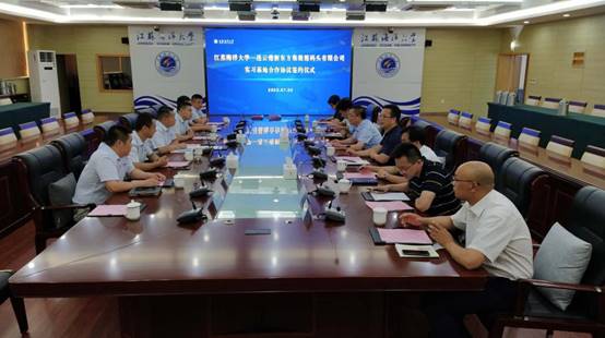 http://www.hhit.edu.cn/__local/E/BD/6A/07E258842A8CCB5DB92FB453220_72DD517A_152E2.jpg