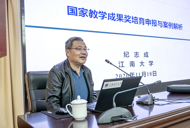 http://www.hhit.edu.cn/__local/A/91/1A/B1E2B6906AD3F1BD03EEA047ABD_50BA4BBD_2CF40.jpg